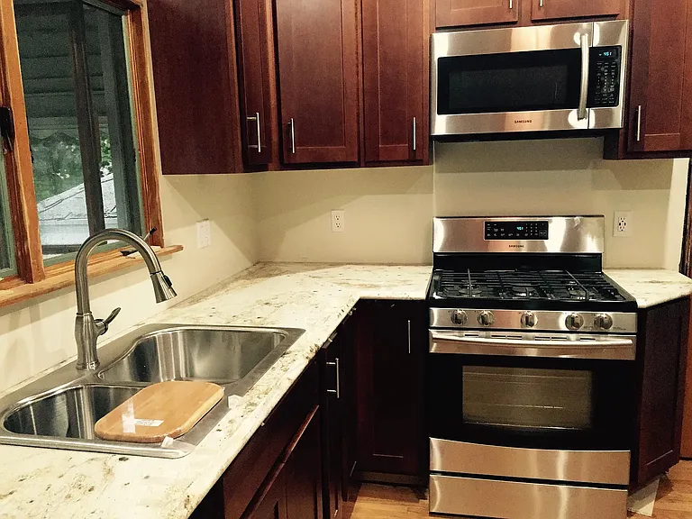 2 Sterling Ave #1 — Photo 6