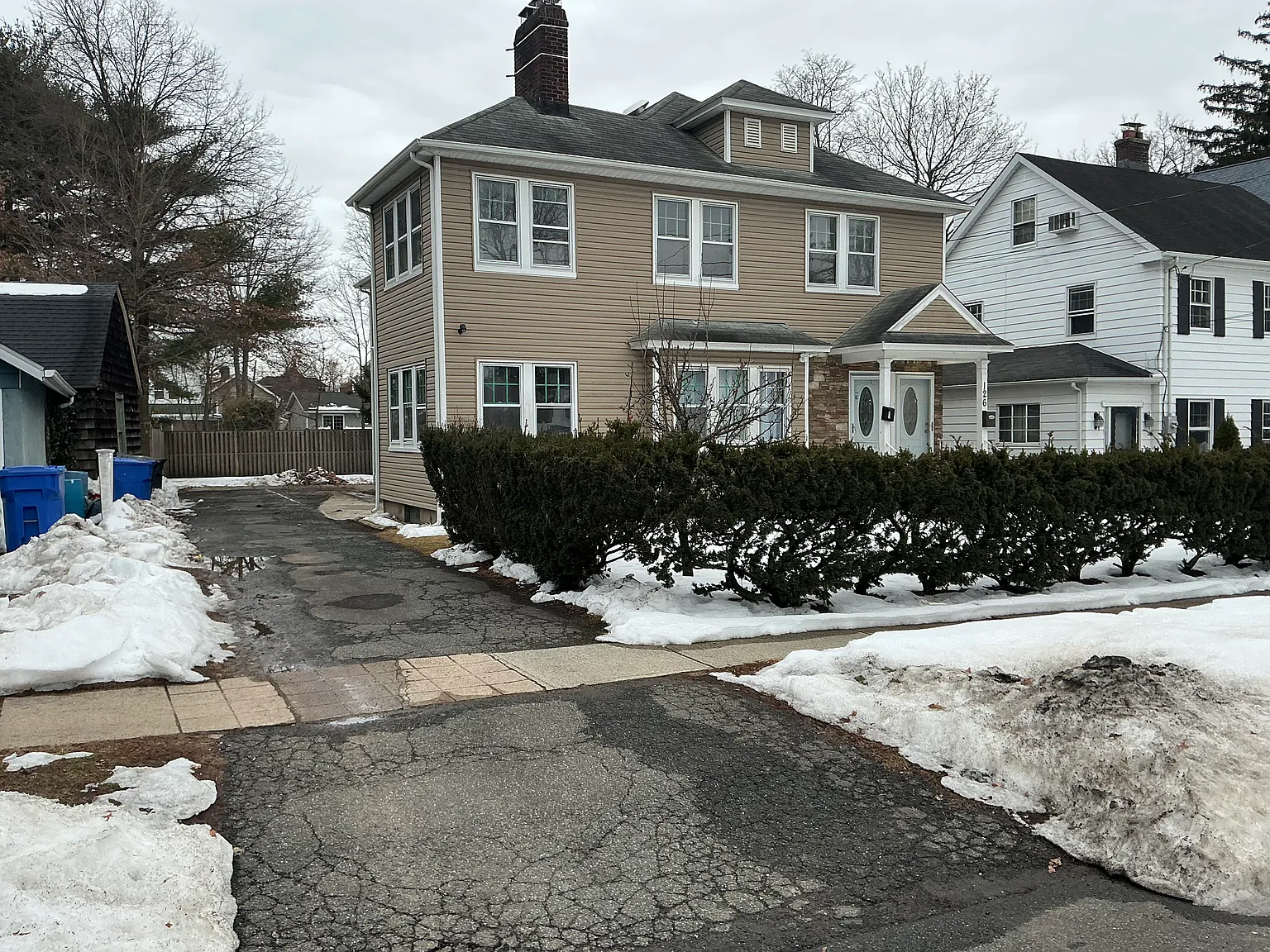 3 bed, $3,200 — Photo 2