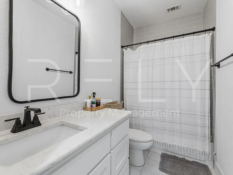 129 Seattle Slew Dr — Photo 26