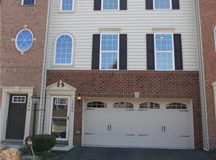 1205 Pointe View Dr, Mars, PA 16046