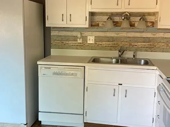 7489 Hazelcrest Dr, Hazelwood, MO