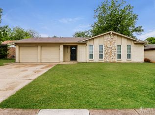 6404 Saramac Dr, Watauga, TX 76148