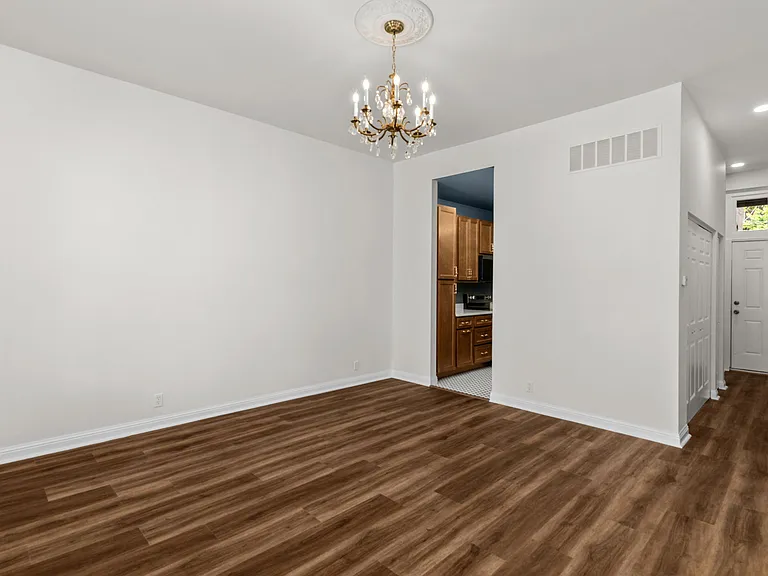 2351 Menard St #B — Photo 8