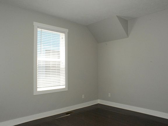 3rd image of 13-15 Holland Ave NE #15ede49a0