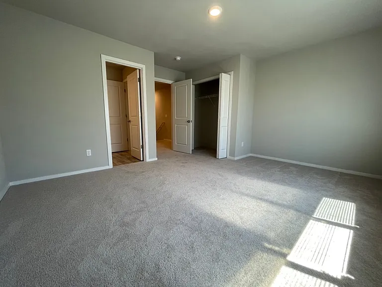 15668 NW Linder St — Photo 21