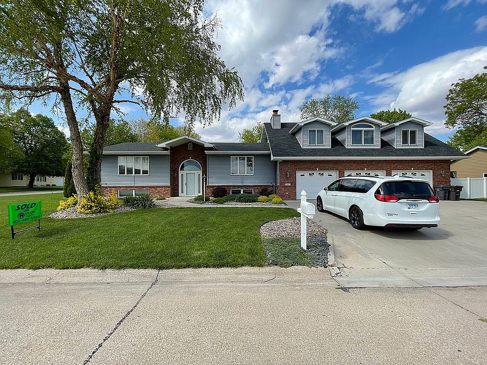 1st image of 1605 Kennedy Dr
