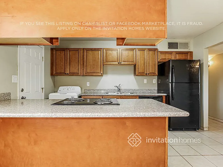 3808 W Glendale Ave — Photo 7