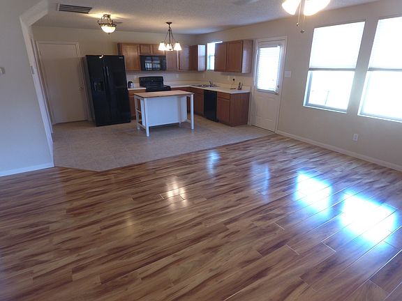 5th image of 702 Odenville Dr
