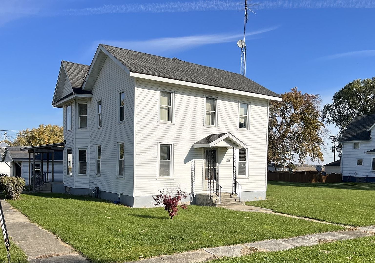 120 Emmett St, Kinsman, IL 60437 Zillow