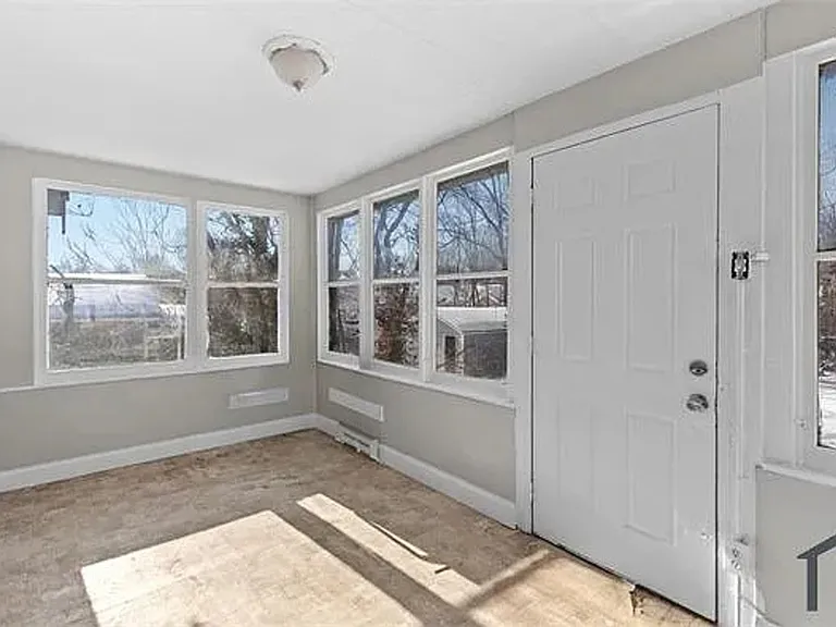 5415 Hamilton Ave — Photo 14