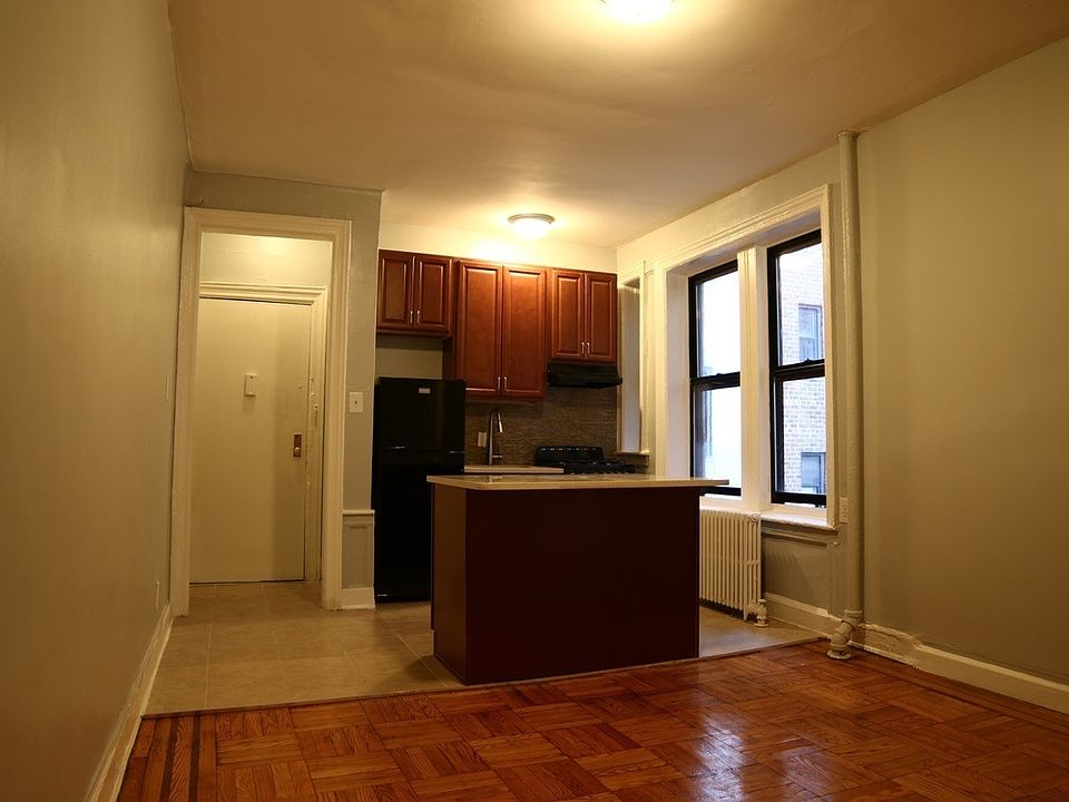 1st image of 543 E 21st St #2B2