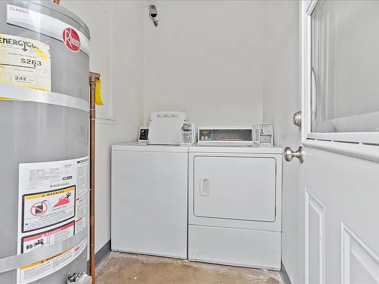 1725 S Robertson Blvd #8 — Photo 19