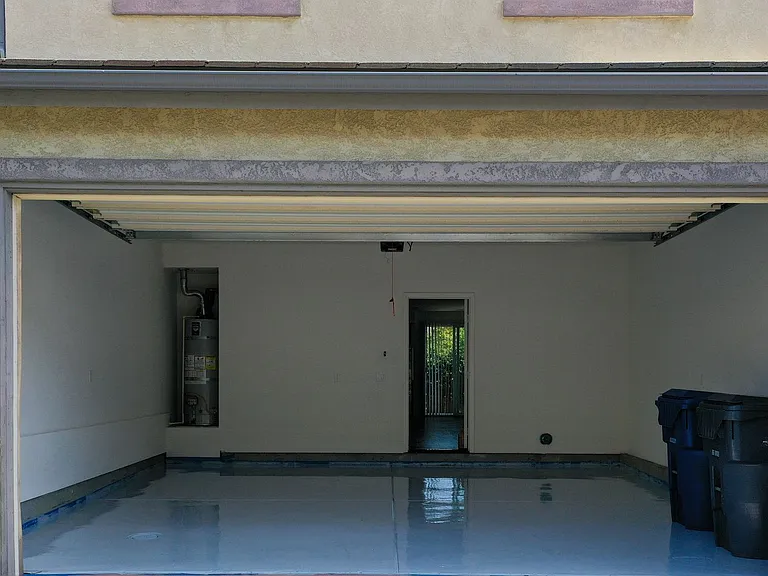 Spacious Townhomes in 22 Unit Gated Community in Spring Valley — Photo 5