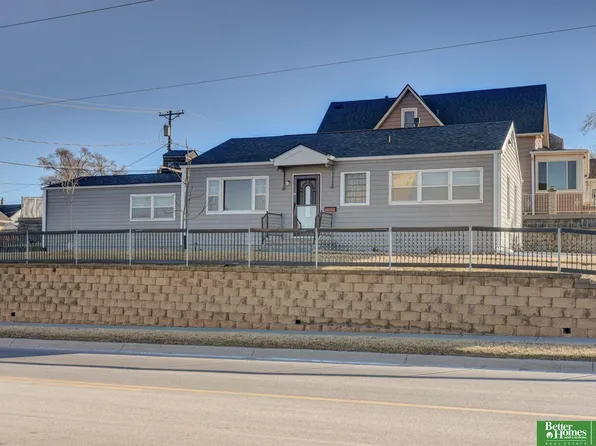 4144 S St, Omaha, NE 68107