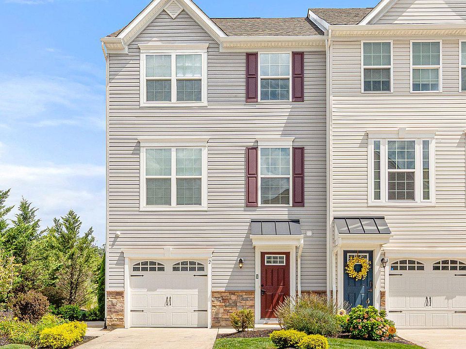 1st image of 2 Sparrow Cir
