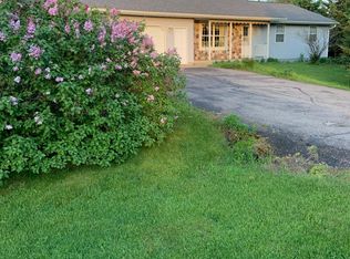 1195 Custer Sq, Stevens Point, WI 54482