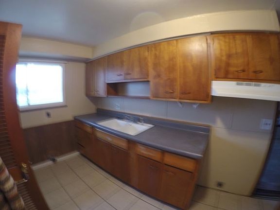 3rd image of 3113 Roosevelt Blvd