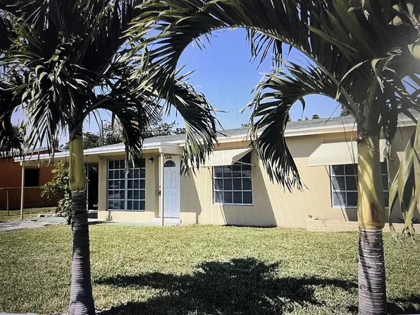 1640 W 11th Street, Riviera Beach, FL 33404