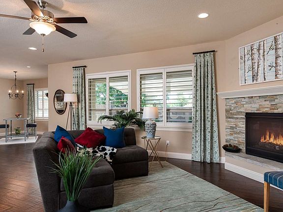 4th image of 1060 Aspen Brook Ln