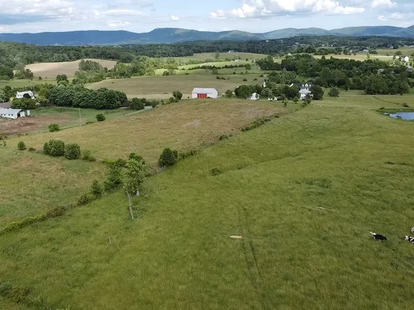 Miller Rd, Waynesboro, VA 22980