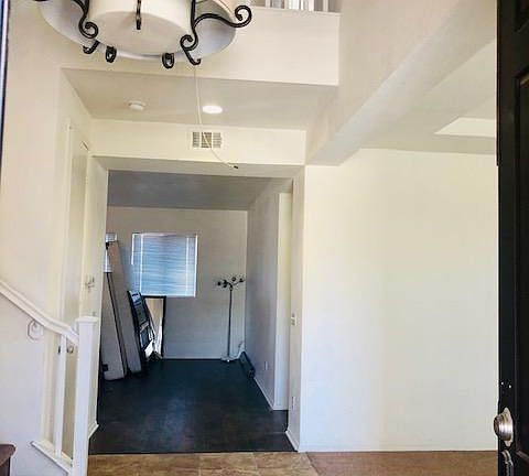 4th image of 16698 Hastings Pl