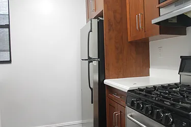 Rented by Urban Real Estate Inc