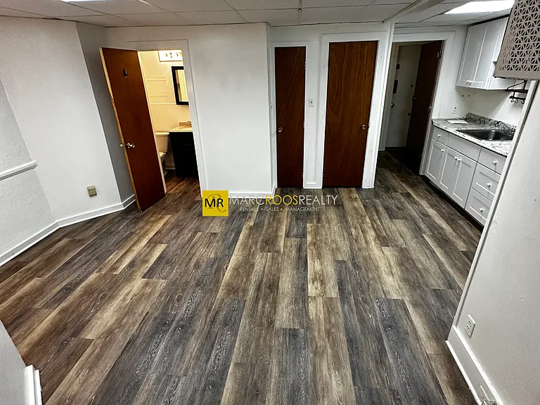 245 Beacon St #B — Photo 4