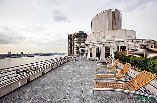 Rented by Akam Sales and Brokerage | media 15
