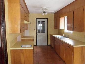4th image of 1006 Fannin St
