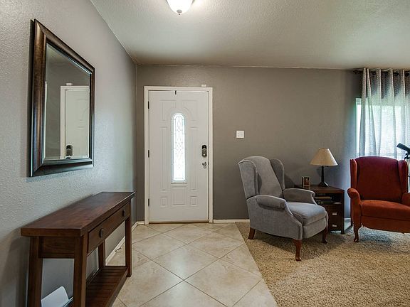 4th image of 10239 Dugas Dr