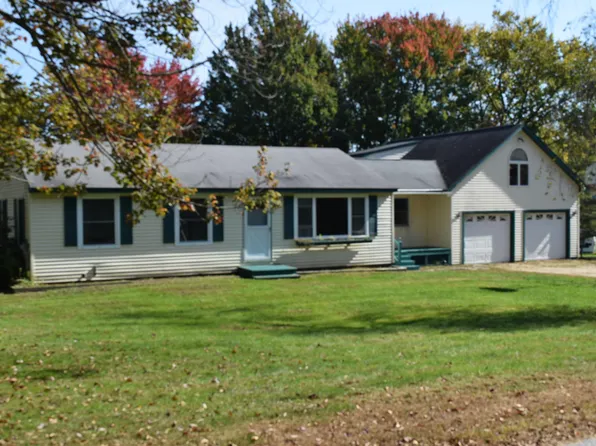 12 Virgin Street, Canton, ME 04221