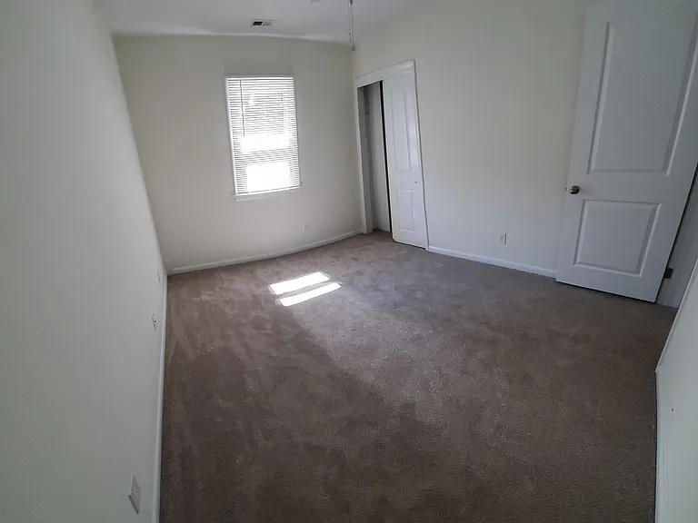 2130 Wake Forest St — Photo 19