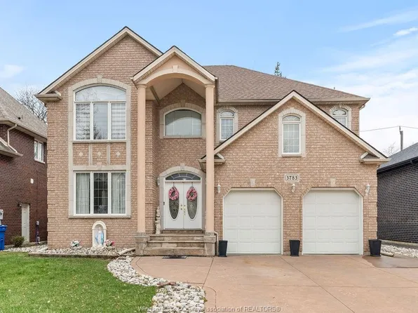 3783 Inglewood Ave, Windsor, ON N9E 4P4