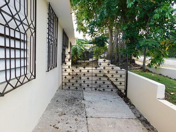 right side of house