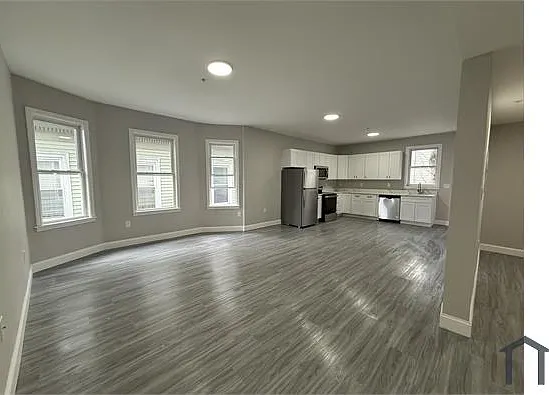 40 Fowler St