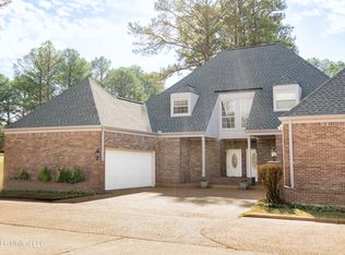 544 Bay Pointe Dr, Brandon, MS 39047