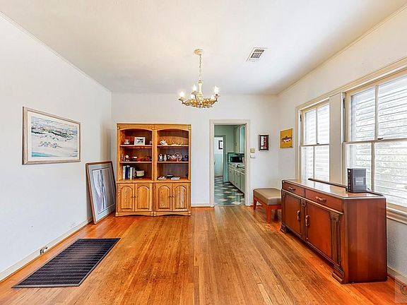 5th image of 5406 Avenue P 1/2