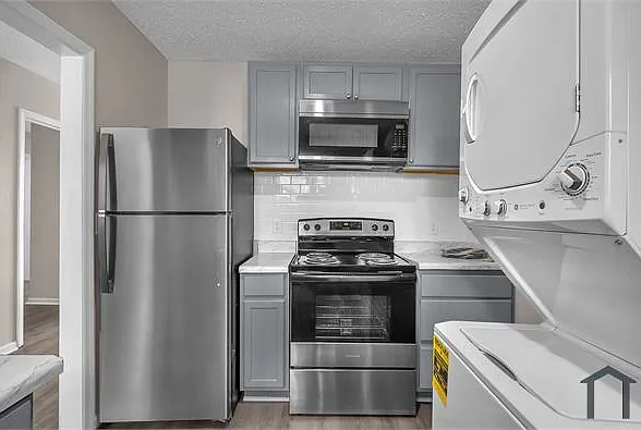 625 E Patton Ave #D — Photo 7
