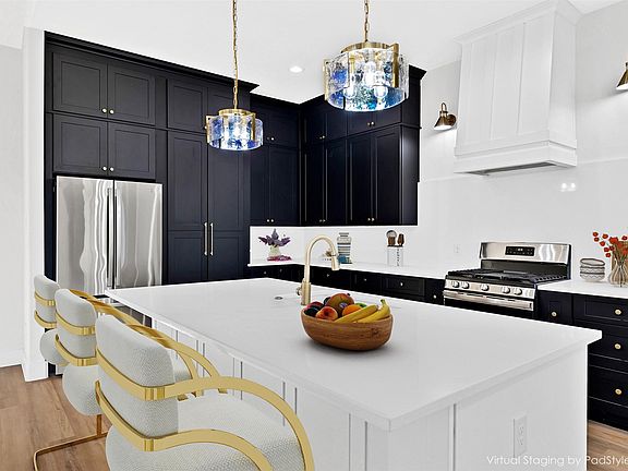 5th image of 360 Dalton Rd