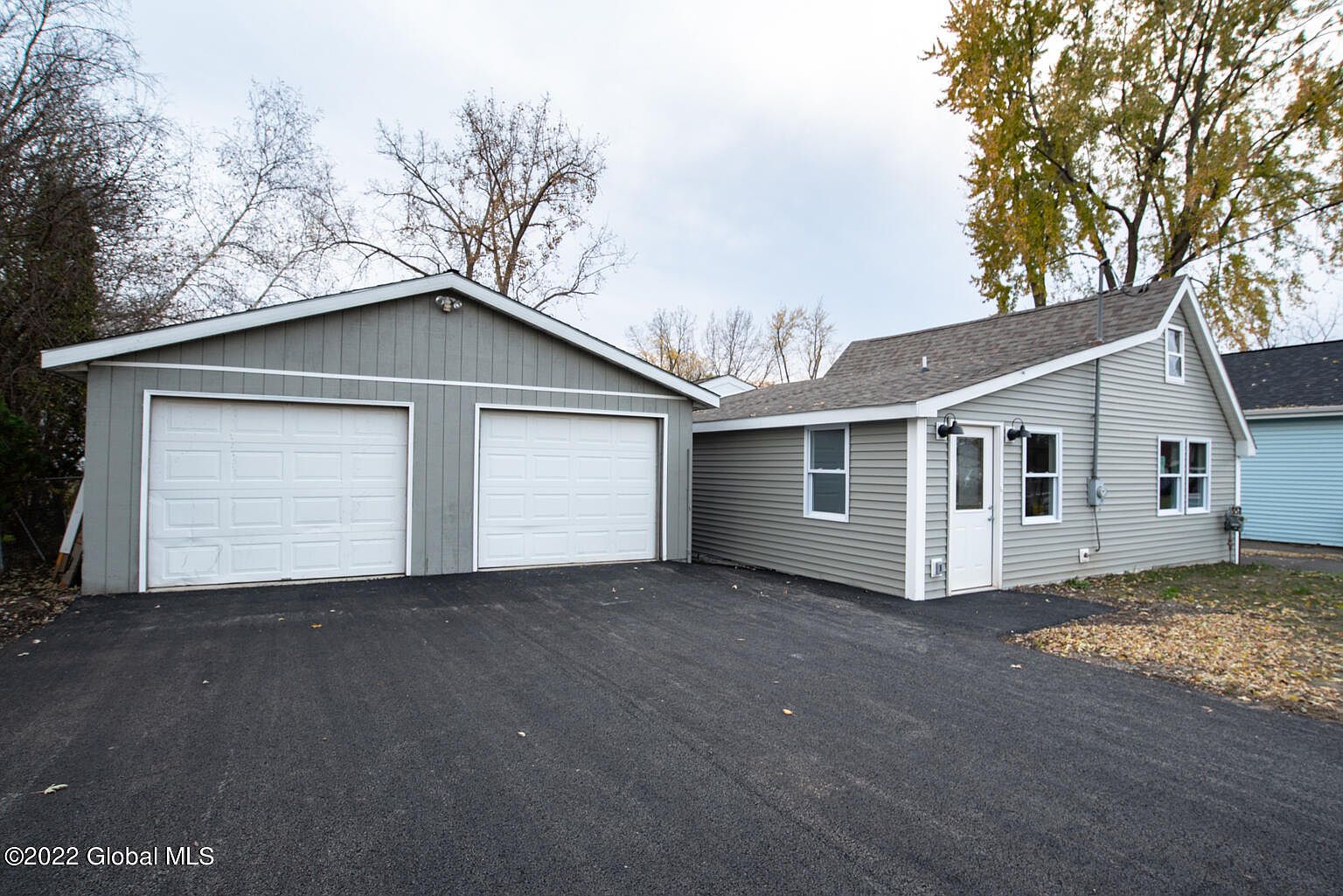 16 Highland View Avenue, Rensselaer, NY 12144 Zillow