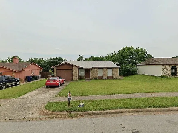 1326 High Meadow Dr, Garland, TX 75040