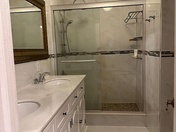 5th image of 29-21 167th St Floor 1