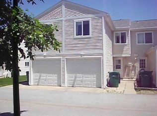 504 Meadow Green Ln, Round Lake Beach, IL