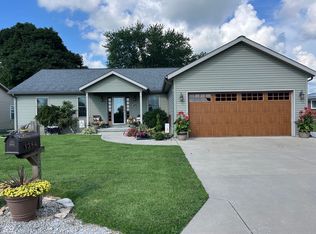 1364 S Ruth St, Rushville, IN 46173