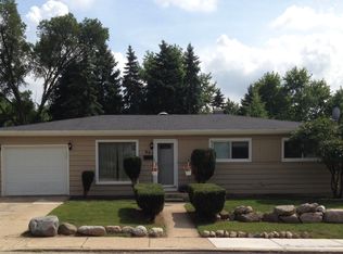 607 W Schaumburg Rd, Streamwood, IL 60107