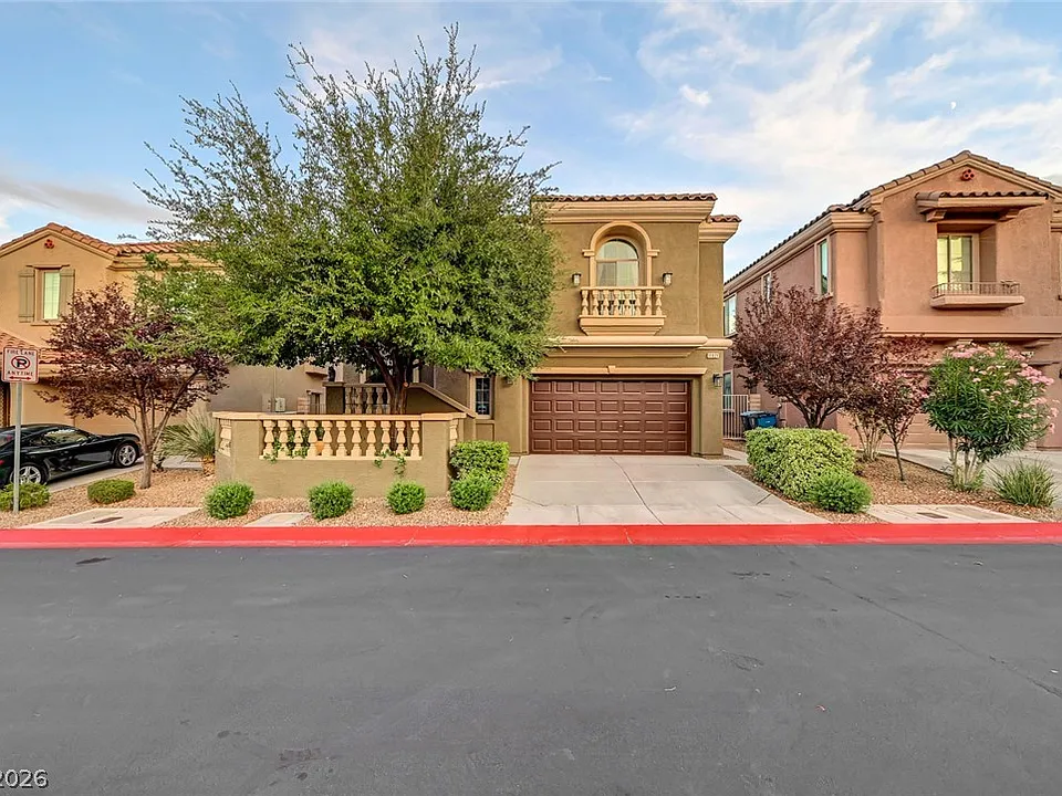 11821 Luna Del Mar Ln