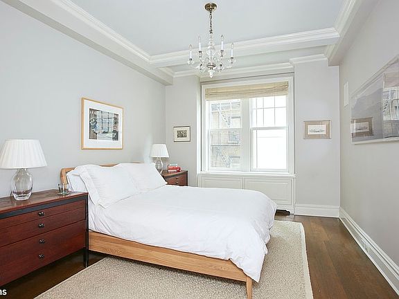 4th image of 435 E 57th St APT 3C