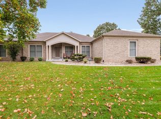 52595 Willow Bend Dr, Granger, IN 46530