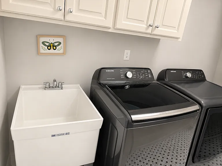223 Deer Spring Ln — Photo 48