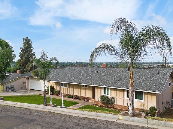 2nd image of 1043 N Highland Drive